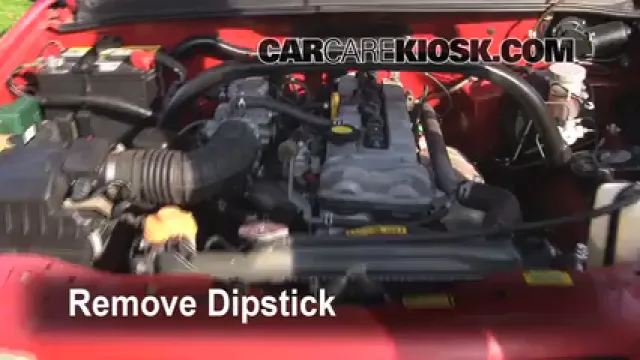 2000 Chevrolet Tracker 2.0L 4 Cyl. (2 Door) Huile Vérifier le niveau de l'huile